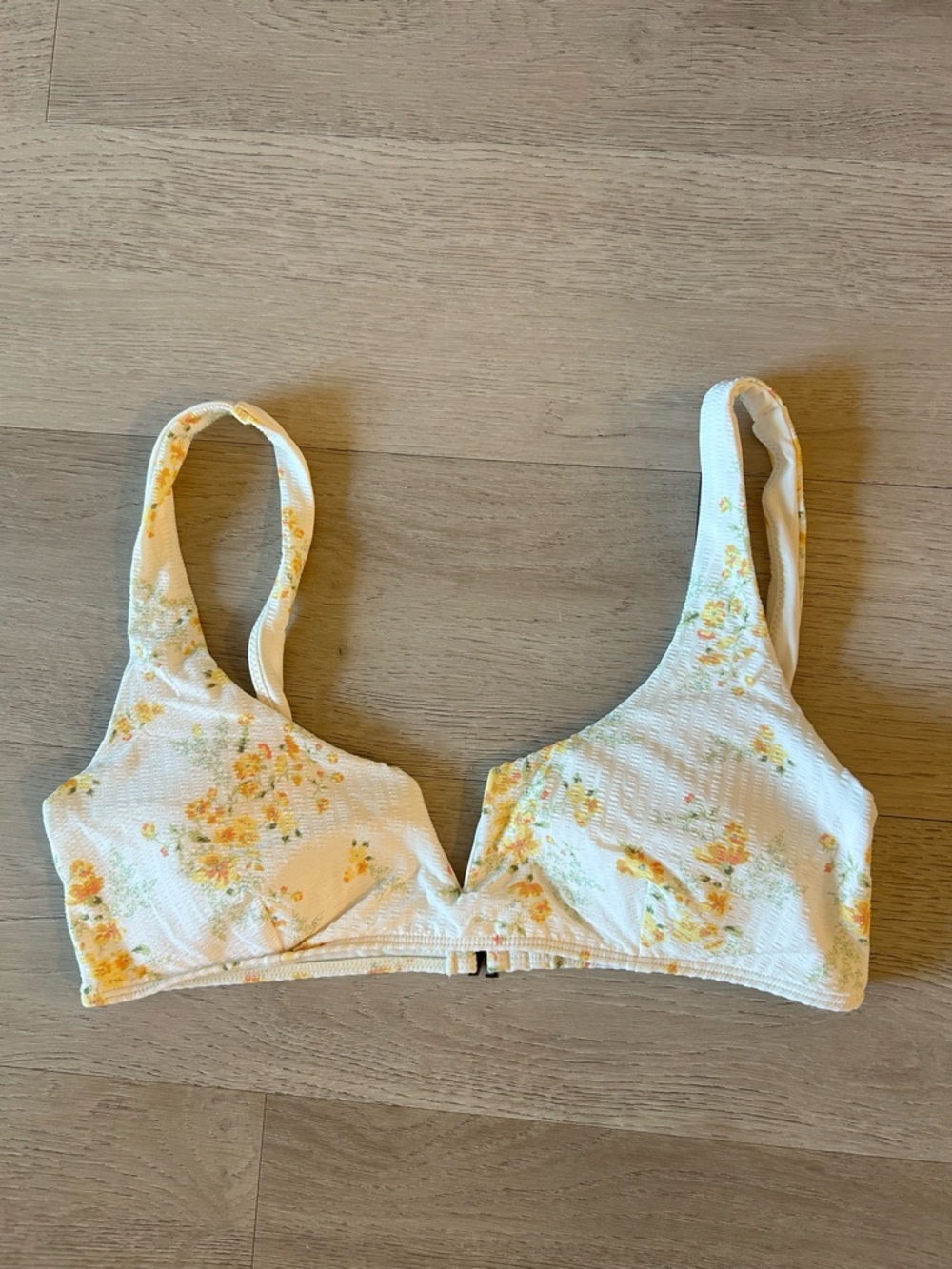 Cute O'Neill Floral Bikini Top